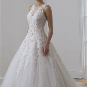 💍👰🏼Never Worn Venus Bridal A-Line Wedding Gown!